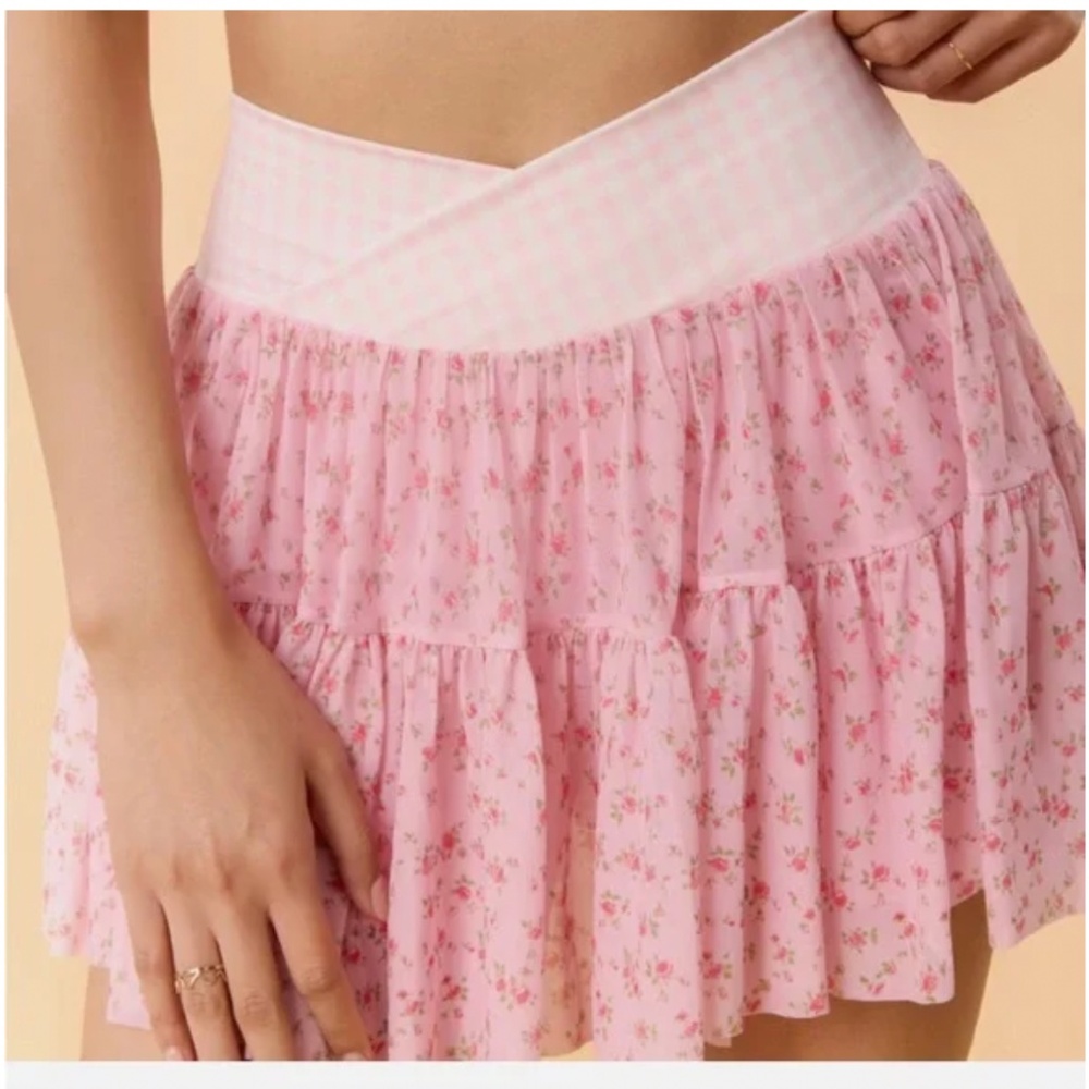 Blogilates Women's Ballerina Skort Pink Floral- size Large